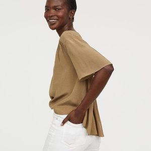 ANNA GLOVER x H&M Crêped Blouse